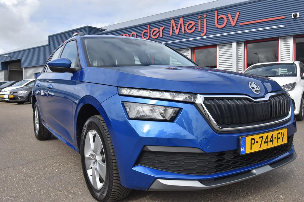 Skoda Kamiq 1.0 TSI Ambition , TREKHAAK , NAVI VIA APP , LMV, Stof, Gebruikt, Blauw, 630 kg