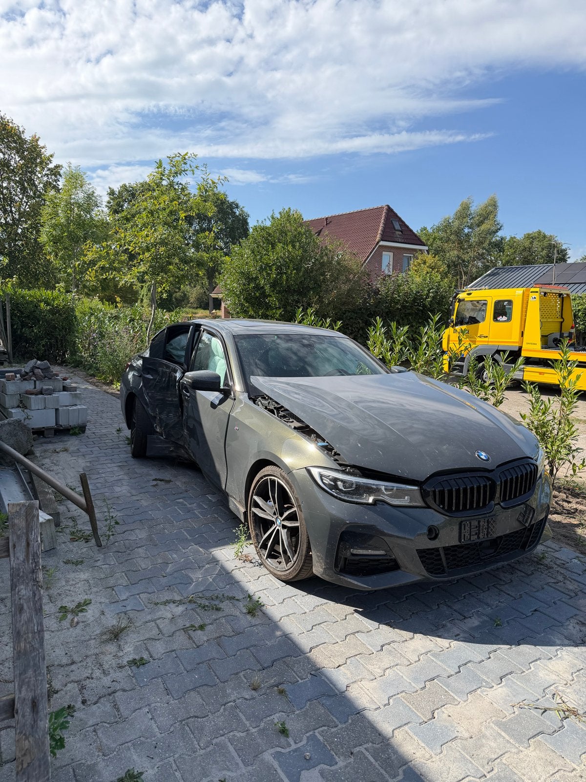 BMW 3-Serie 330i 258pk Aut 2019 Grijs, Automaat, 1998 cc, Achterwielaandrijving, Zwart
