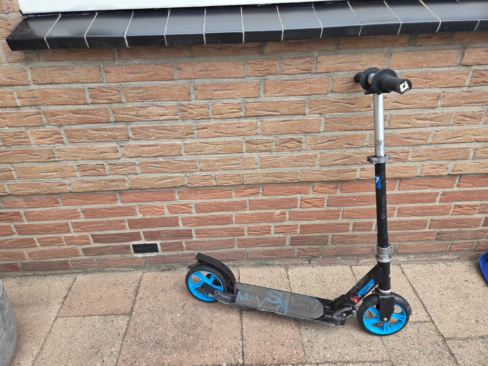 Gebruikte step met blauwe wielen, Ophalen of Verzenden, Gebruikt, Gewone step, Onbekend