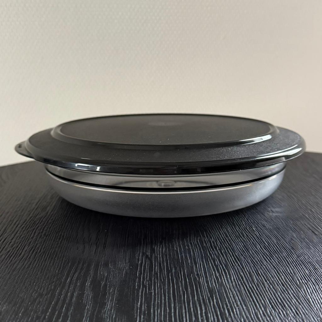 Nieuwe Tupperware Exclusieve Schaal 1,3 l serveerschaal, Ophalen of Verzenden, Nieuw, Schaal