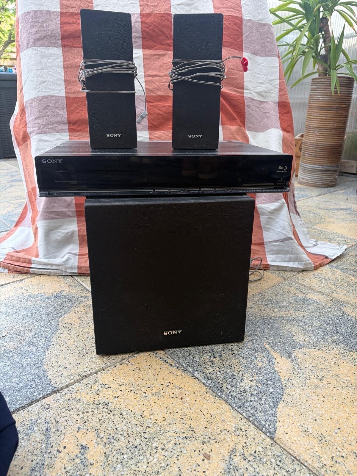 Sony Blu-ray Home Cinema Set met 2.1 Luidsprekersysteem, Audio, Tv en Foto, Gebruikt, 2.1-systeem, Blu-ray-speler, Ophalen of Verzenden