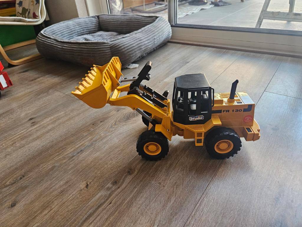 Bruder FR 130 Wiellader - Zo goed als nieuw, Kinderen en Baby's, Speelgoed | Speelgoedvoertuigen, Zo goed als nieuw, Ophalen of Verzenden