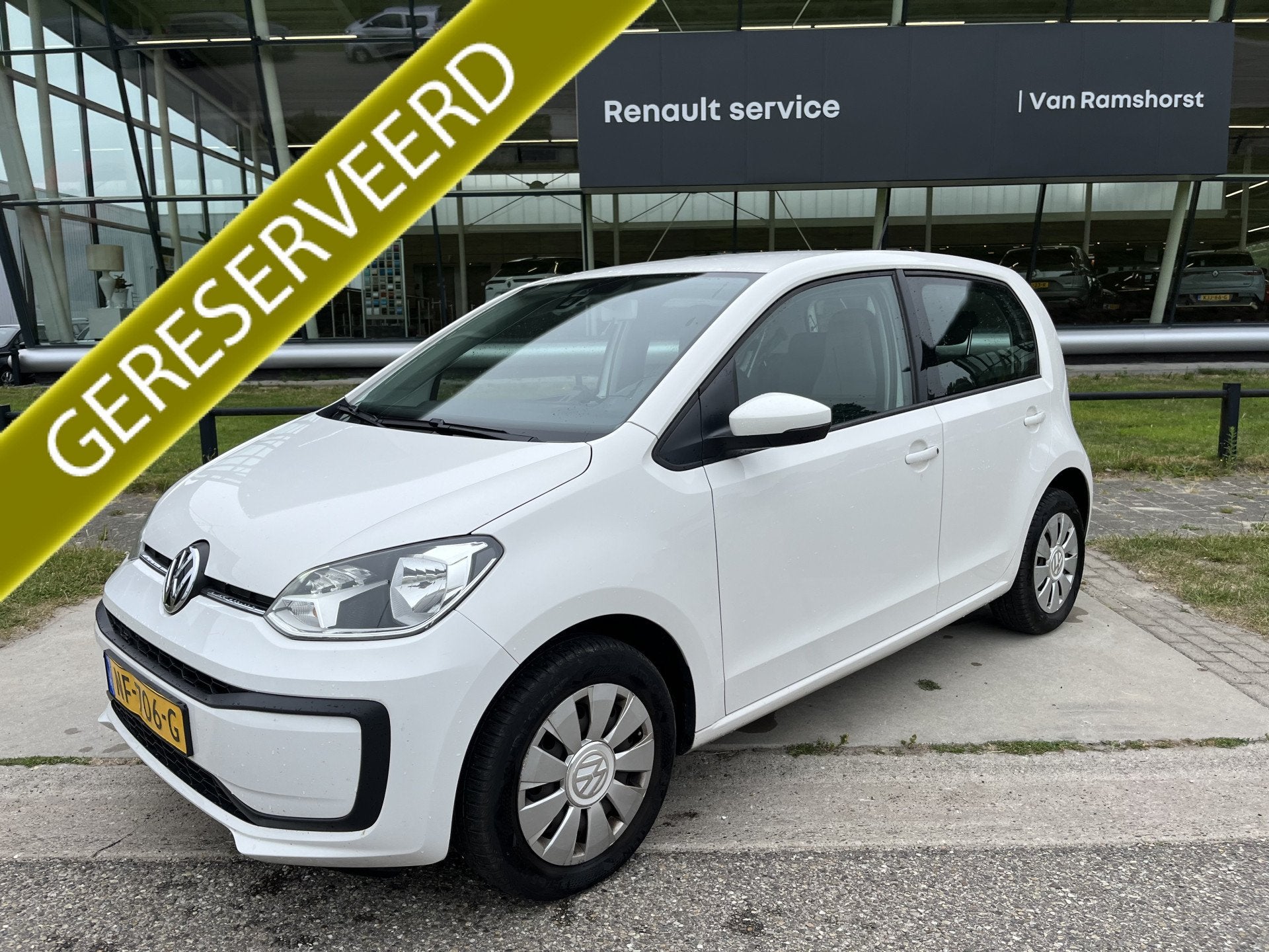 Volkswagen up! 1.0 BMT move up! (bj 2017), Auto's, Voorwielaandrijving, 12 maanden, Stof, Gebruikt