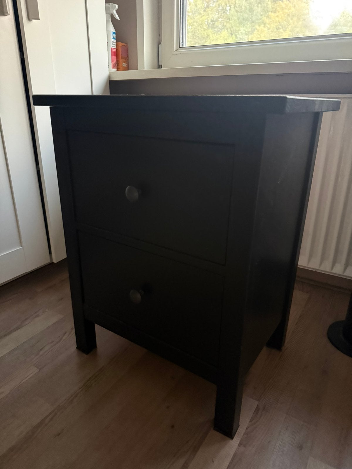 GRATIS - Ikea nachtkastje, Ophalen, Gebruikt, Minder dan 45 cm, Minder dan 55 cm