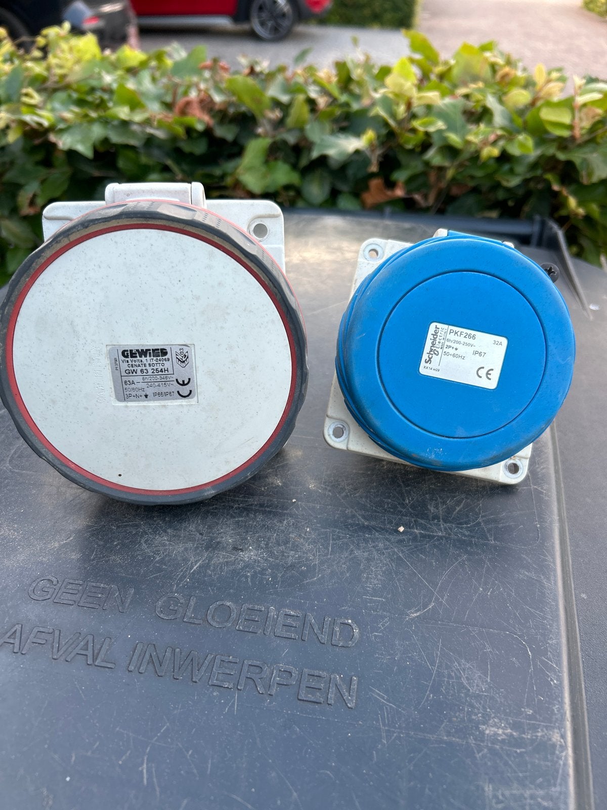 Inbouw stopcontacten - Gewiss en Schneider Electric, Ophalen, Gebruikt, Gewiss, Stopcontact