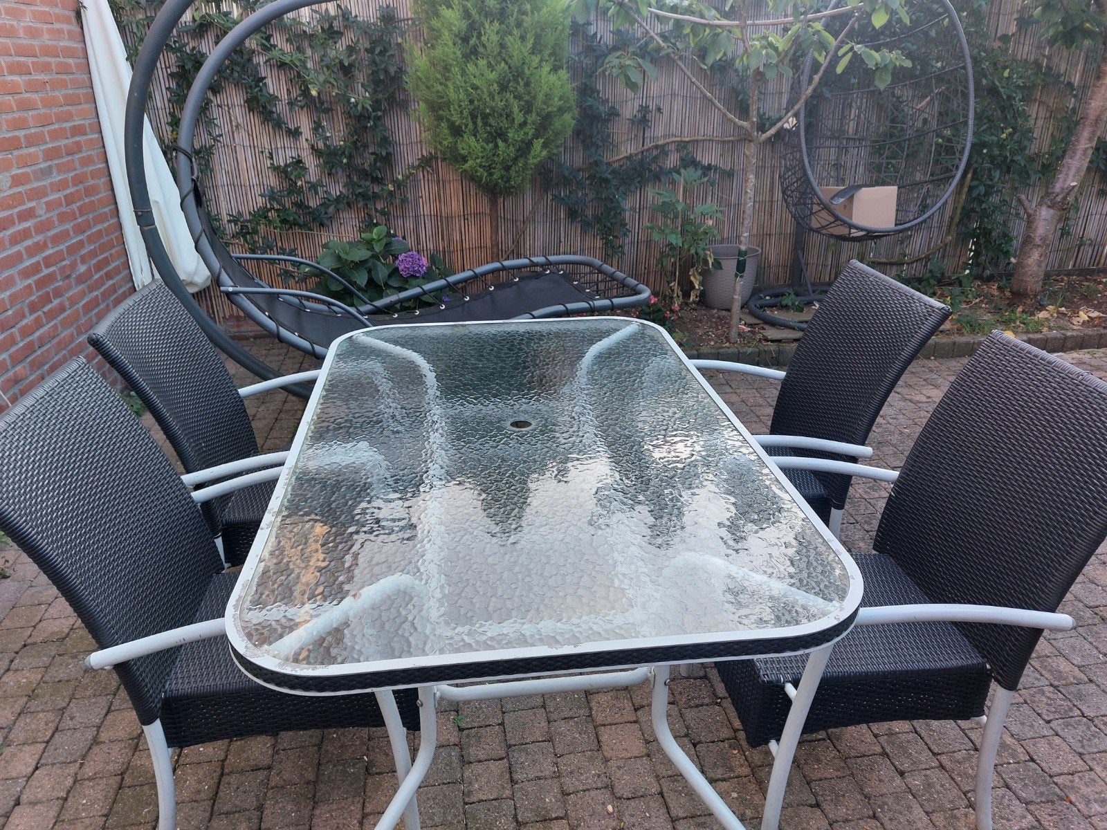 gratis tuinset/ tuinmeubel met 4 stoelen, Verzenden