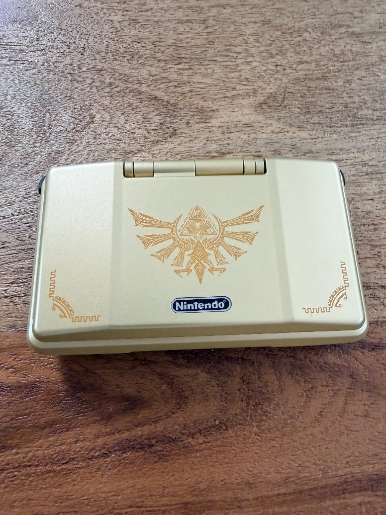 Nintendo DS (NTR-001) - Zelda Gold Shell, Spelcomputers en Games, Ophalen of Verzenden, Zo goed als nieuw, Overige kleuren, DS Original of Phat