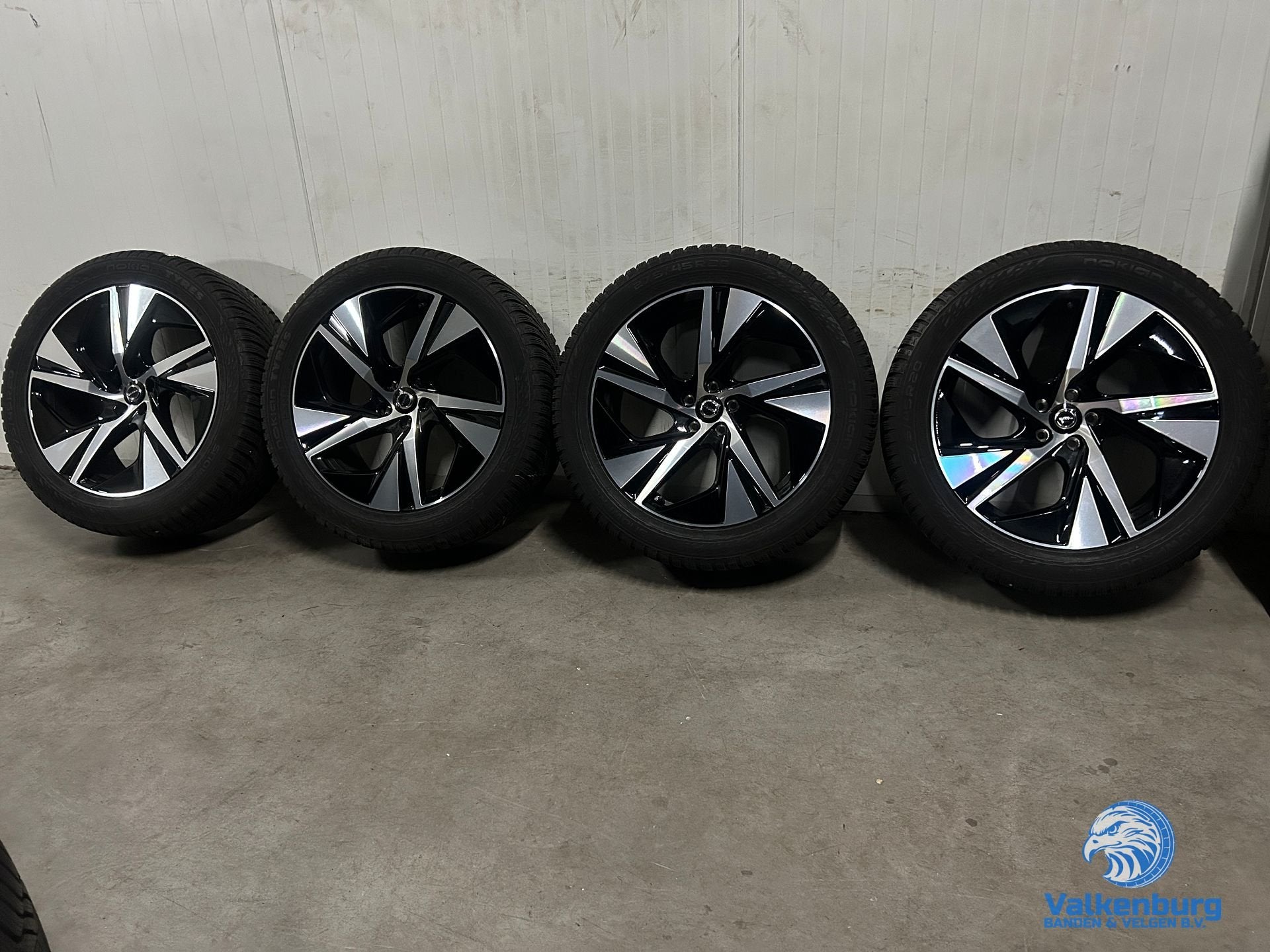 8mm! Originele Volvo XC90 5-Spoke Black Diamond Cut 20 inch, Auto-onderdelen, Gebruikt, -, 275 mm, -