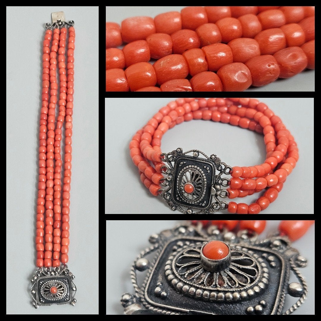 antiek vierstrengs bloedkoraal armband met zilveren sluiting, Ophalen of Verzenden, Zilver, Armband