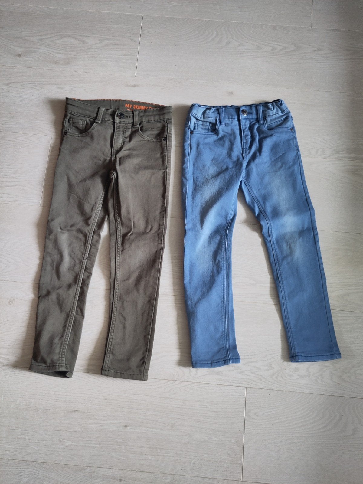 Hema broekjes maat 116, Ophalen, Zo goed als nieuw, Maat 116