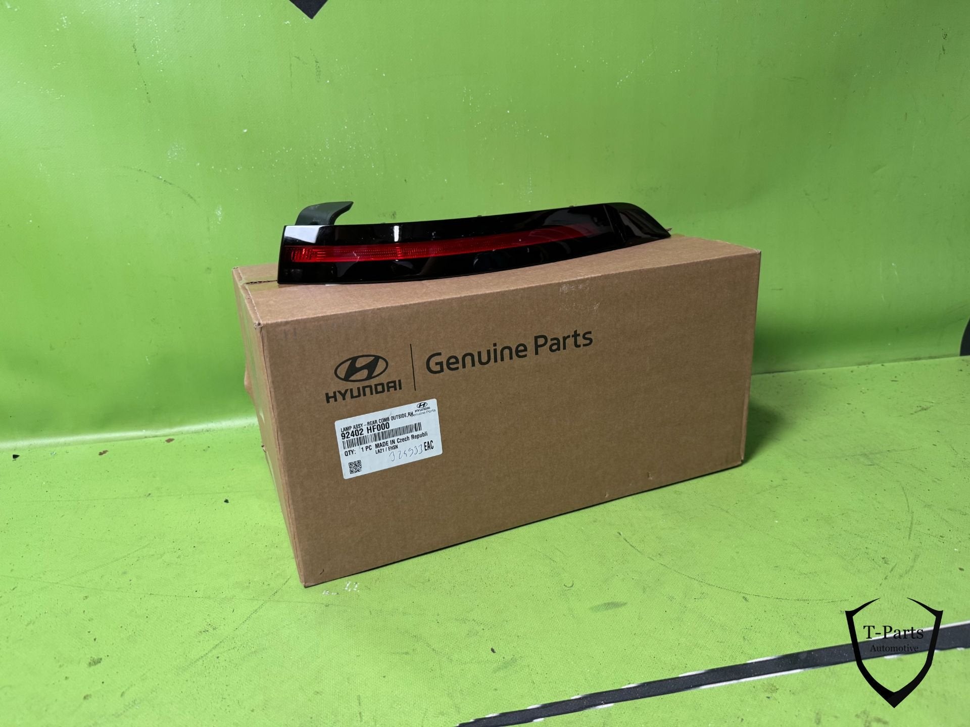 hyundai kona achterlicht rechts 92402HF000, Gebruikt, Heolleung-ro 12
06797  Seoul, Ophalen of Verzenden, Info@hyundai.com