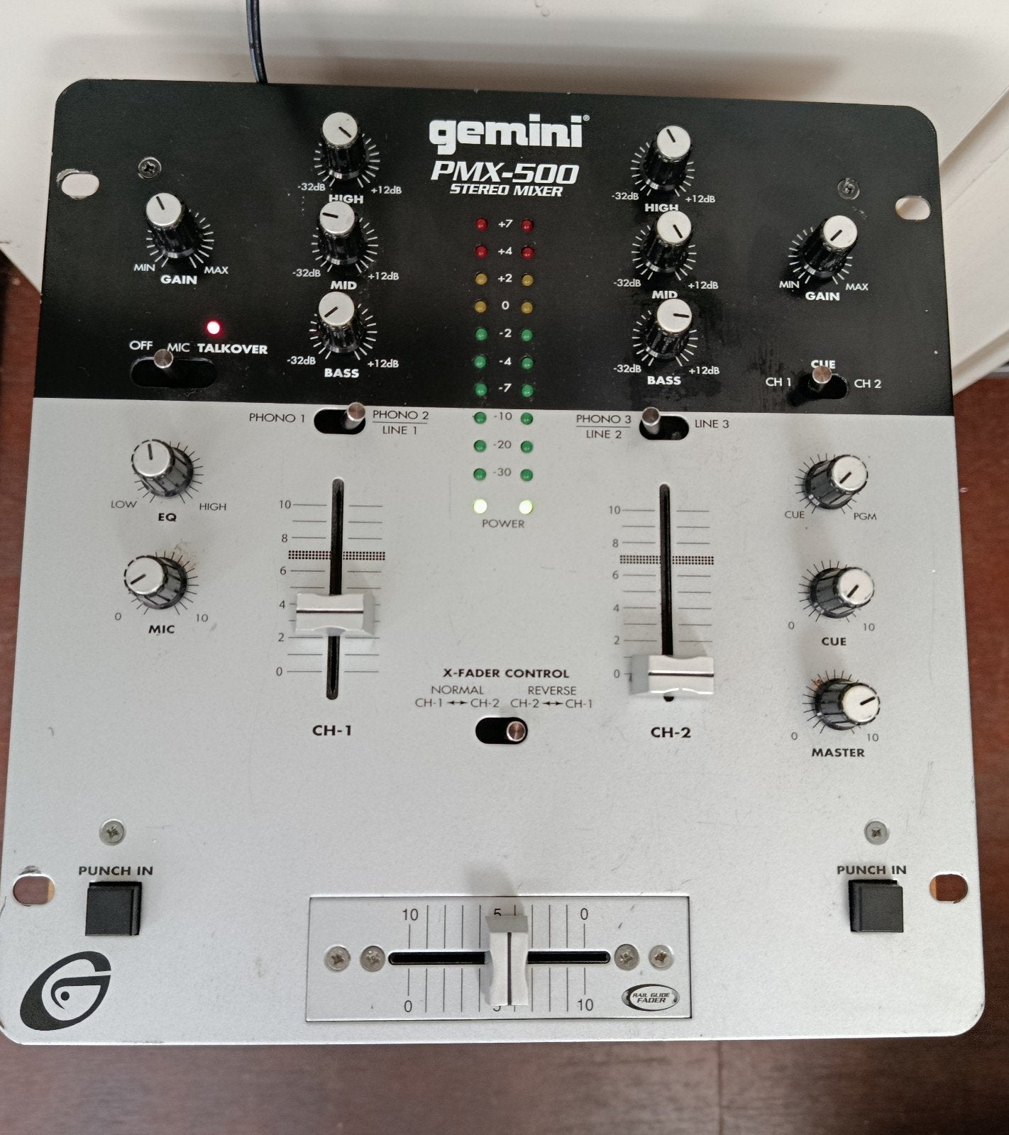 Gemini PMX vintage stereo mixer
Prima staat, Ophalen, Zo goed als nieuw