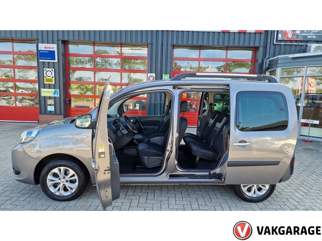 Renault Kangoo airco/trekhaak 1.2 TCe Limited S&S (bj 2017), Auto's, 1350 kg, 4 cilinders, Bedrijf, Handgeschakeld
