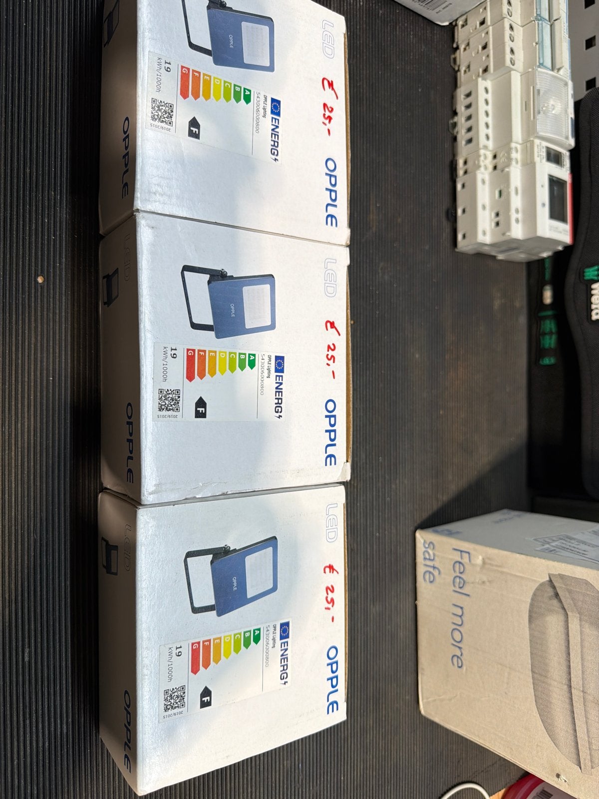 3x Nieuwe Opple LED breedstralers, 19W, Energieklasse F, Opple, Minder dan 50 watt, Overige typen, Ophalen of Verzenden