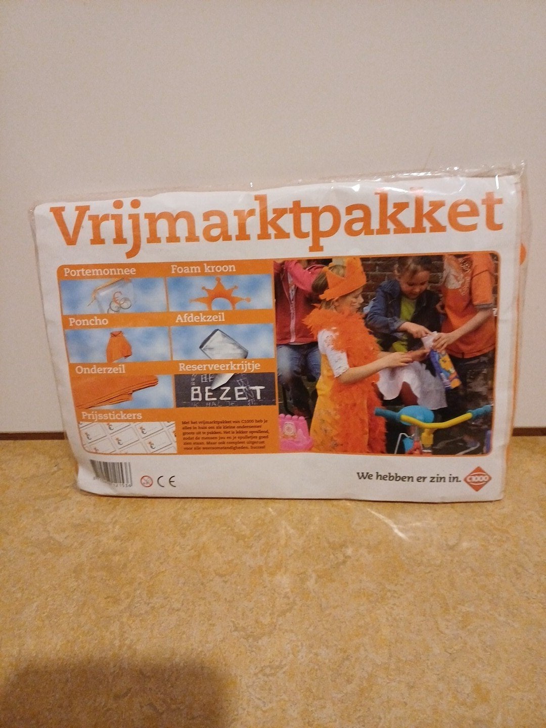 Vrijmarktpakket, Ophalen, Zo goed als nieuw, Feestartikel