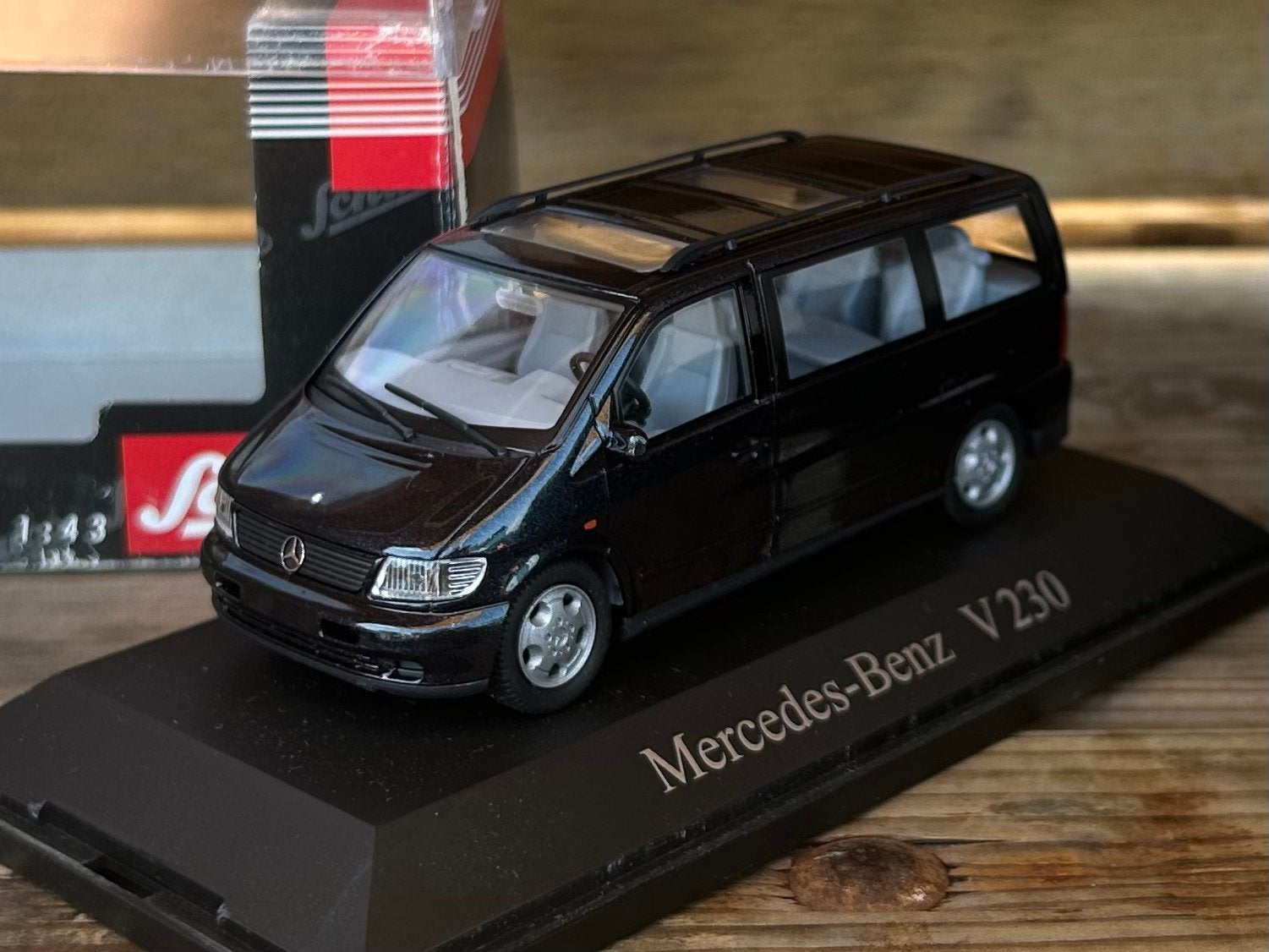 Schuco Mercedes Benz V-Klasse V230 1:43 OVP, Verzenden, Zo goed als nieuw, Auto, Schuco