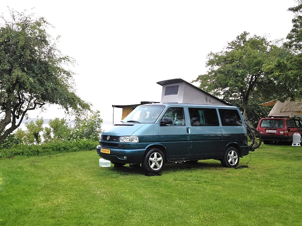 Volkswagen Multivan 2.5 TDI camper, Chemisch toilet, Buscamper of Camperbus, Volkswagen, Tot en met 2
