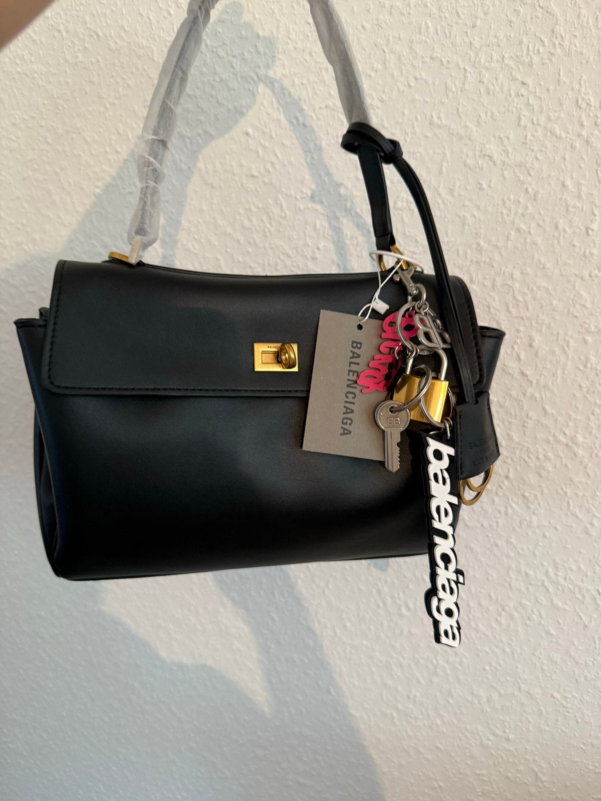 Nieuwe Zwarte Rodeo Handtas met Balenciaga Sleutelhanger, Ophalen of Verzenden, Nieuw, Zwart, Handtas