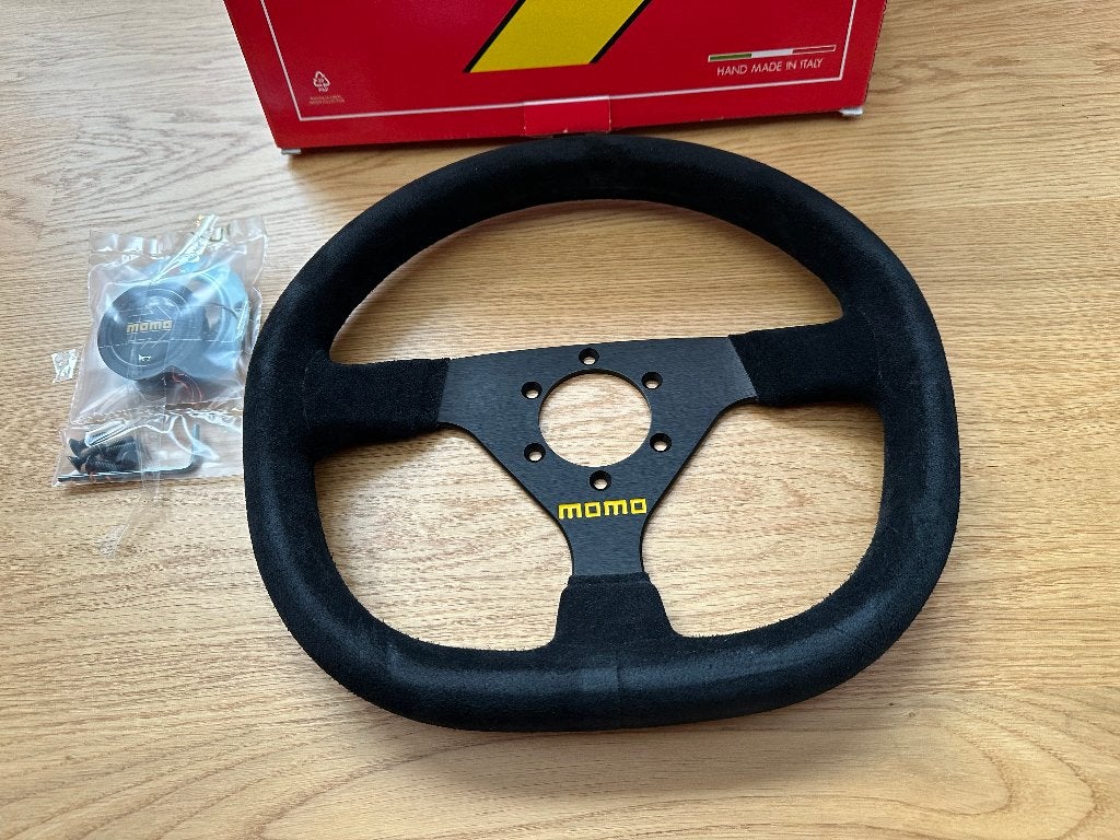 Momo Mod. 88 Suede stuur sportstuur 320mm zwart, Auto diversen, Ophalen of Verzenden