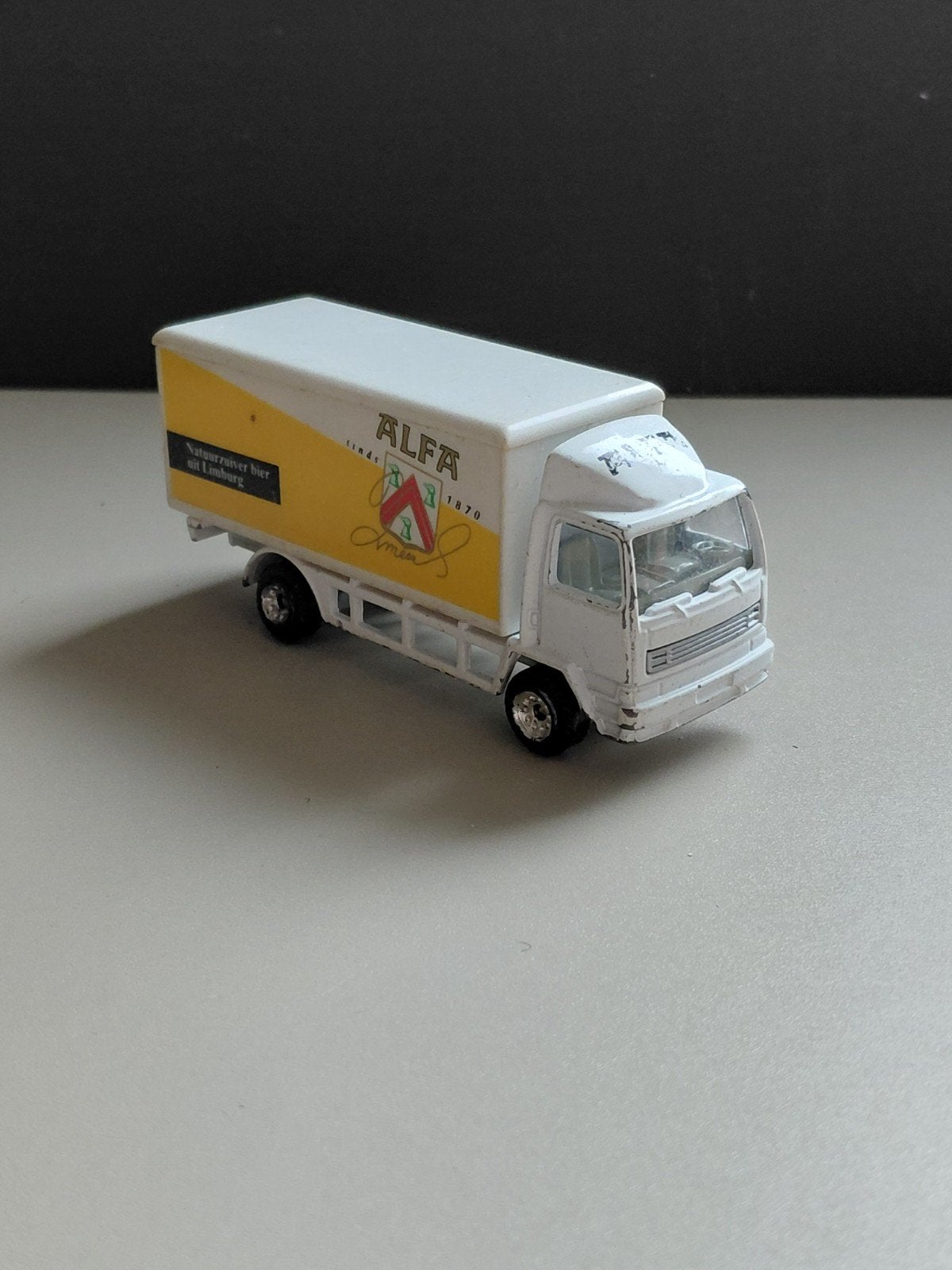 Alfa Bier Vrachtwagen Model - Schaalmodel, Hobby en Vrije tijd, Ophalen of Verzenden, Gebruikt, Bus of Vrachtwagen