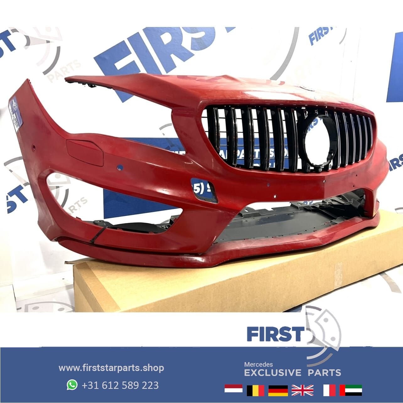 W117 C117 CLA AMG VOORBUMPER WIT ZWART GRIJS ROOD BLAUW ORIG, Gebruikt, -, Voor, Ophalen of Verzenden