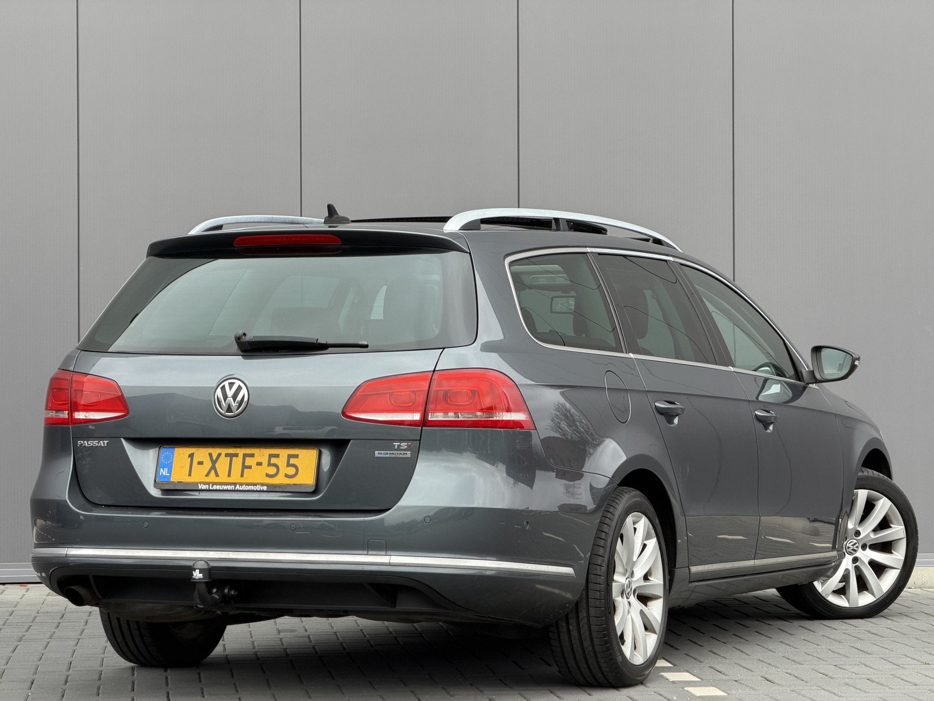 Volkswagen Passat Variant 1.4 TSI Highline Executive Edition, Auto's, Euro 5, Gebruikt, Zwart, 122 pk