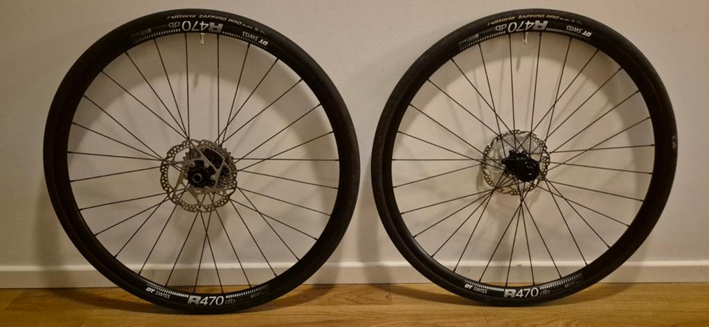 DT Swiss wielset, Shimano body Vitoria Zaffiro banden, Wiel, Ophalen of Verzenden, Aluminium, Racefiets