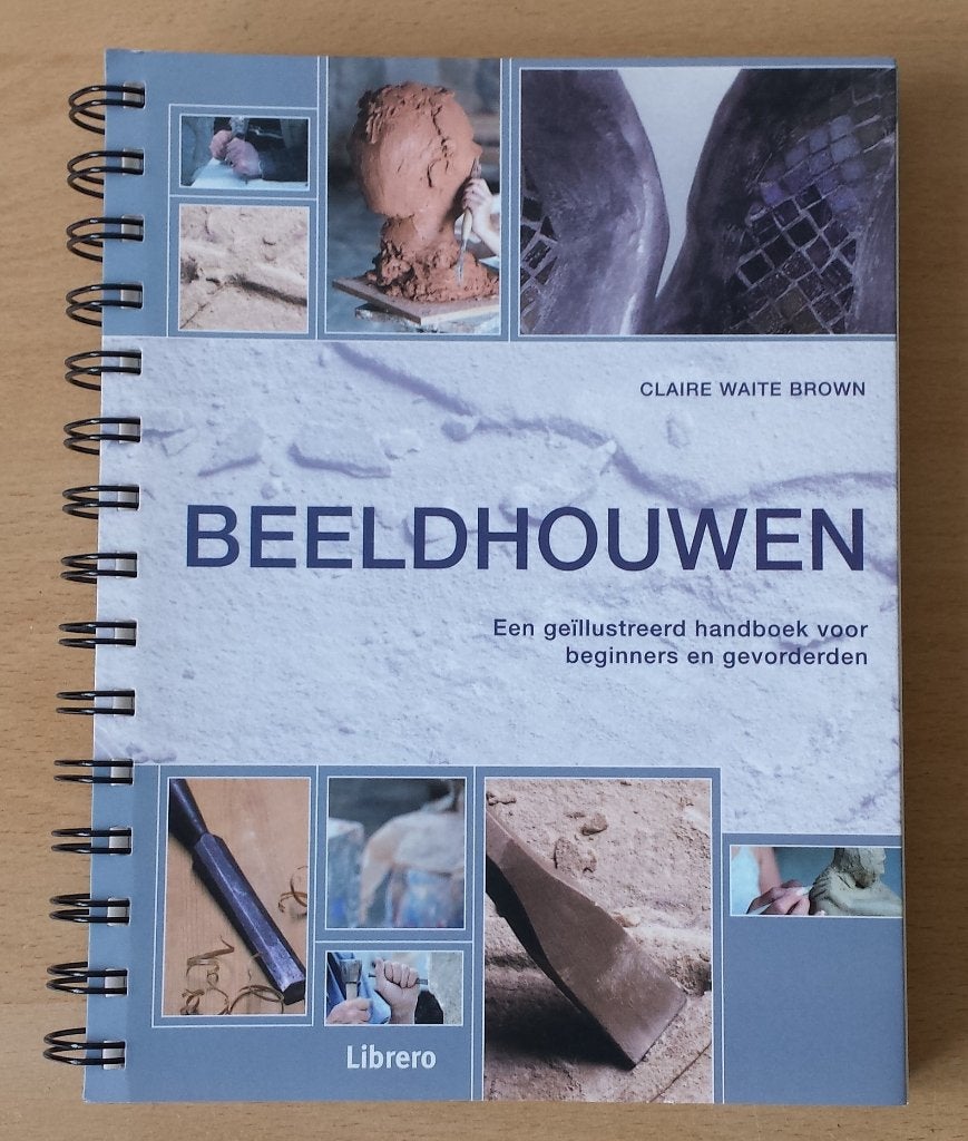 Beeldhouwen - Claire Waite Brown - 2012, Ophalen of Verzenden, Gelezen, Overige onderwerpen