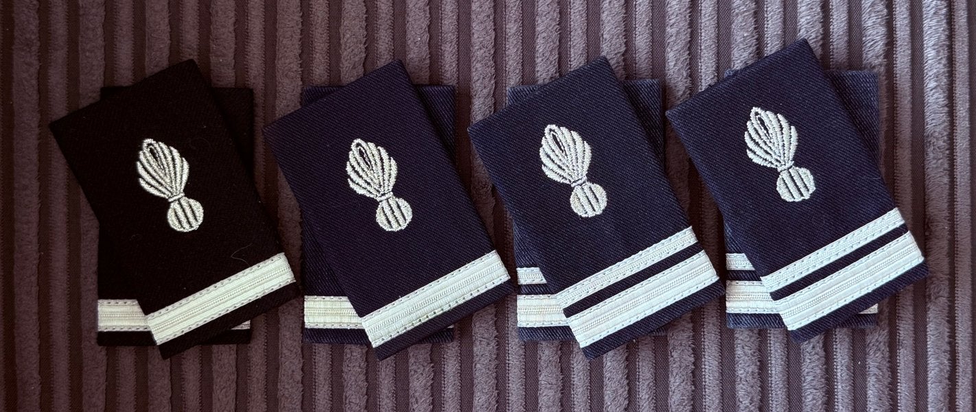 Originele Koninklijke Marechaussee burgerrang schuifpassante, Marechaussee, Ophalen of Verzenden, Nvt, Nederland