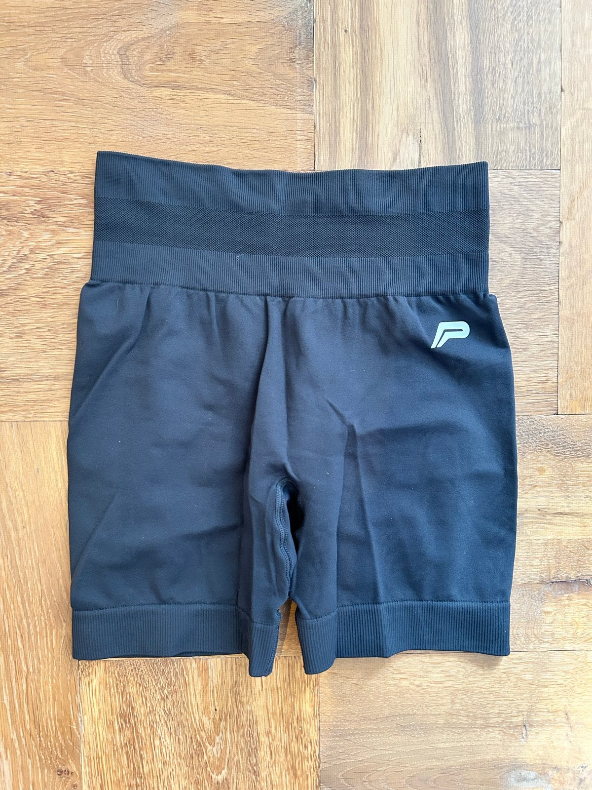 Pursue Fitness sportbroekje short - donkergrijs - Maat XS, Kleding | Dames, Zwart, Ophalen of Verzenden, Maat 34 (XS) of kleiner
