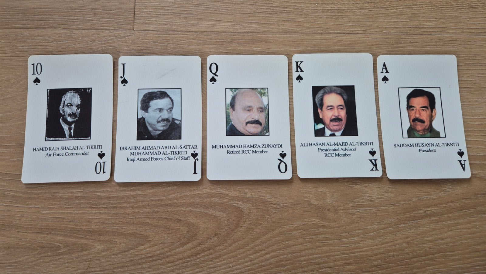 Saddam Hussein speelkaarten uit 1990 Zeldzaam verzamelobject, Hobby en Vrije tijd, Gezelschapsspellen | Kaartspellen, Vijf spelers of meer