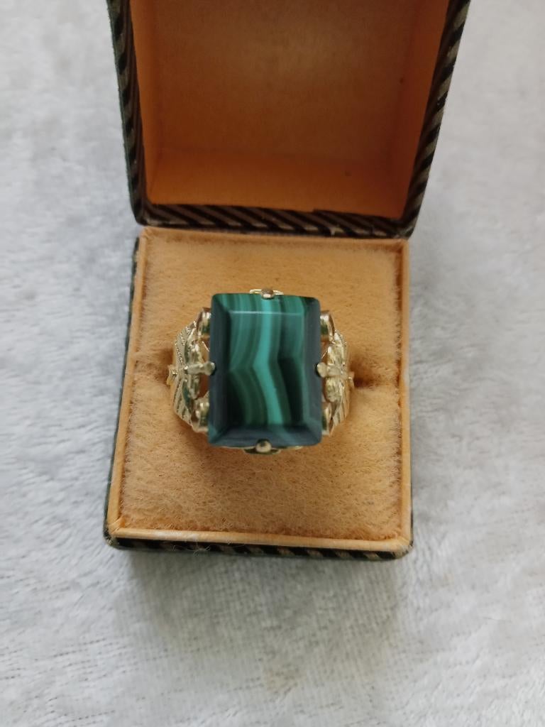 Mooie Goud op Zilver Art Deco Ring met Malachiet - 17 3/4, Verzenden, Zilver, Ring, Verguld
