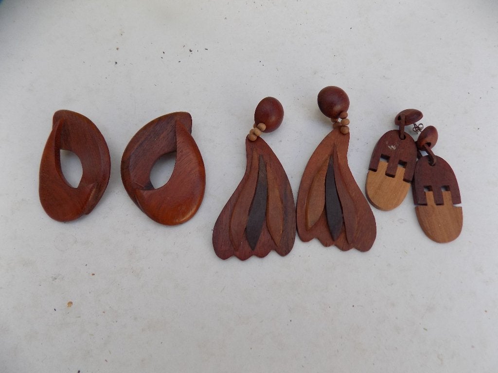 Byoux Oorbellen teak retro oorhangers hout vintage retro, Ophalen of Verzenden, Gebruikt, Bruin, Overige materialen