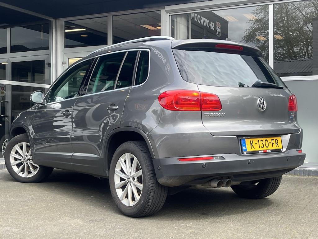 Volkswagen Tiguan 1.4 TSI Sport&Style CLIMA / PANO / CRUISE, Voorwielaandrijving, Euro 5, 15 km/l, Gebruikt