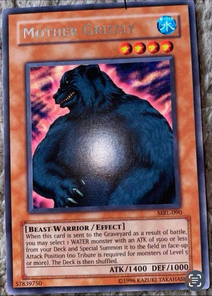 Yu-Gi-Oh! Mother Grizzly MRL Old US Rare !, Ophalen of Verzenden, Zo goed als nieuw, Losse kaart