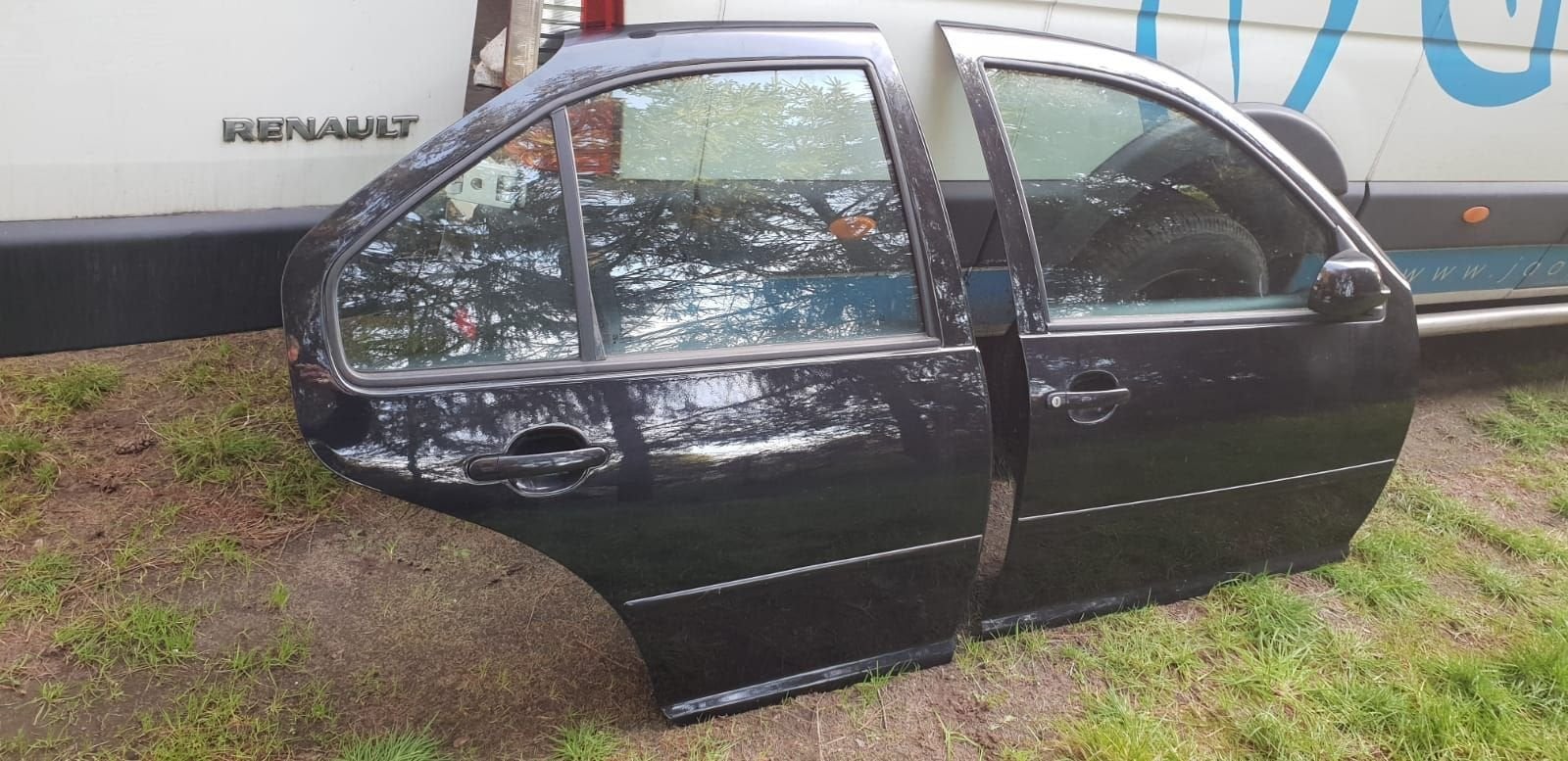VW BORA PORTIEREN RV+RA BJ 2004, Gebruikt, -, Deur, -