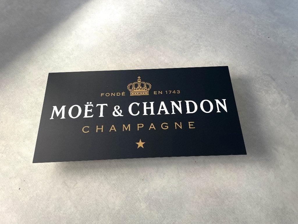 Reclamebord Moët & Chandon Champagne logo, alumin. 59x29 cm, Ophalen of Verzenden, Nieuw, Reclamebord