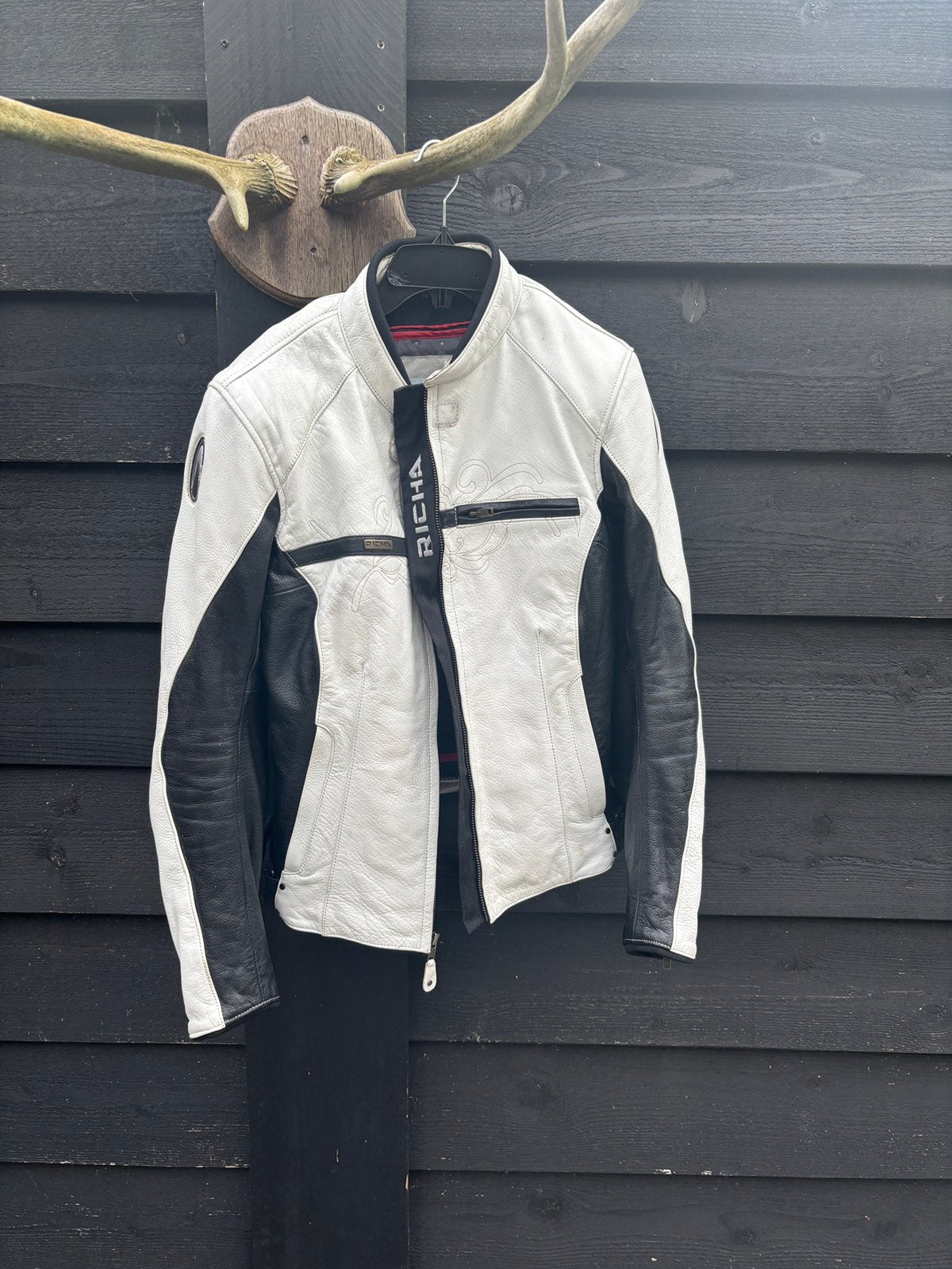 Super gave en stoere all seasons leren motorjas dames, Motoren, Kleding | Motorkleding, Ophalen of Verzenden, Tweedehands, Dames