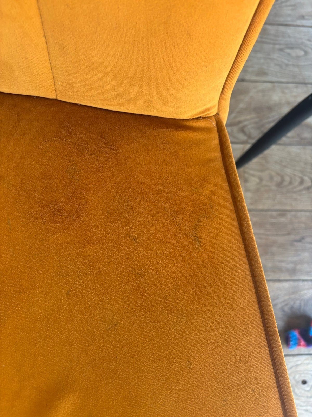 3 Homestock Elvis stoelen - Okergeel met gebruikssporen, Ophalen, Gebruikt, Overige kleuren, Drie