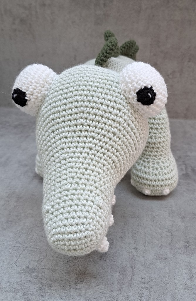 zelf gehaakte krokodil knuffel, Hobby en Vrije tijd, Verzenden, Nieuw, Haken, Naald