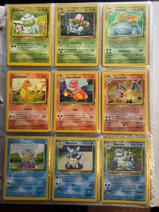 Map met oude Pokemonkaarten, Hobby en Vrije tijd, Verzamelkaartspellen | Pokémon, Ophalen of Verzenden, Meerdere kaarten