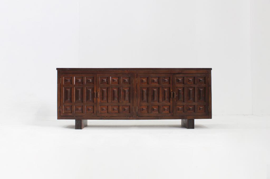 Vintage brutalist dressoir  Spanje jaren 70, Met deur(en), Ophalen of Verzenden, Zo goed als nieuw, 200 cm of meer
