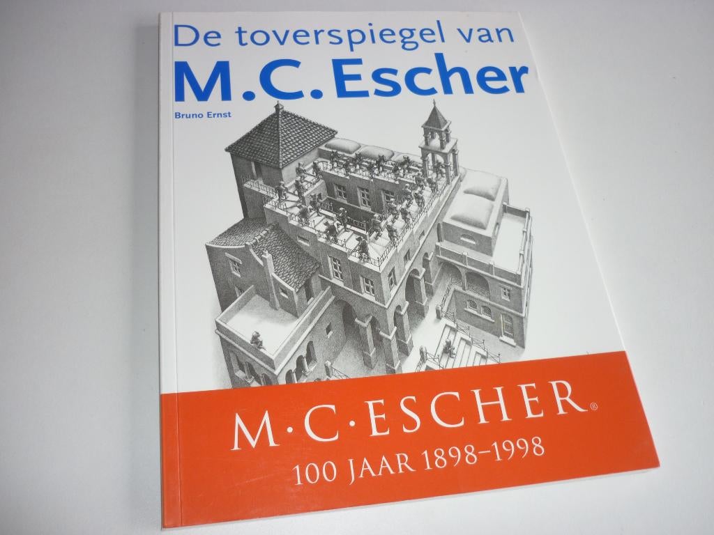 Bruno Ernst: de Toverspiegel van M.C. Escher, Ophalen of Verzenden, Zo goed als nieuw
