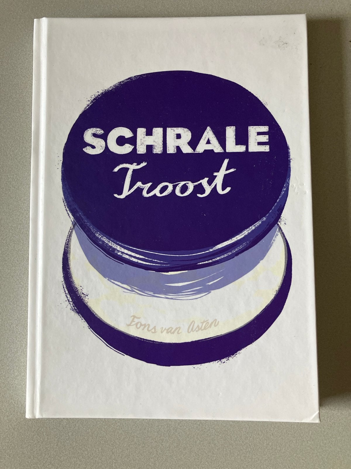 Schrale Troost - Fons van Asten (Gedichtenbundel), Ophalen of Verzenden, Zo goed als nieuw, Eén auteur