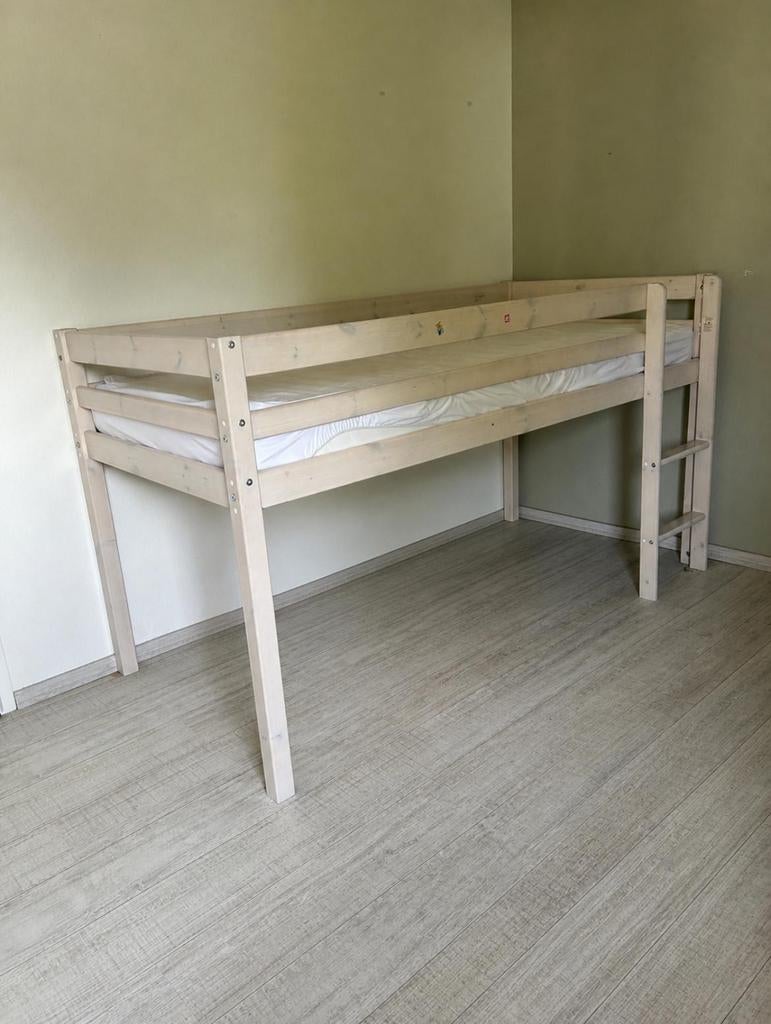 Hoogslaper gratis!!, Ophalen, Gebruikt, Eenpersoons, Minder dan 160 cm