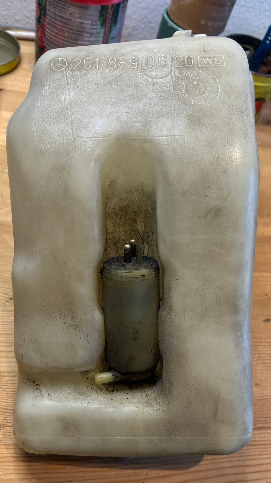 Mercedes 190 W201 ruitensproeier reservoir / tank, Ophalen of Verzenden, Gebruikt
