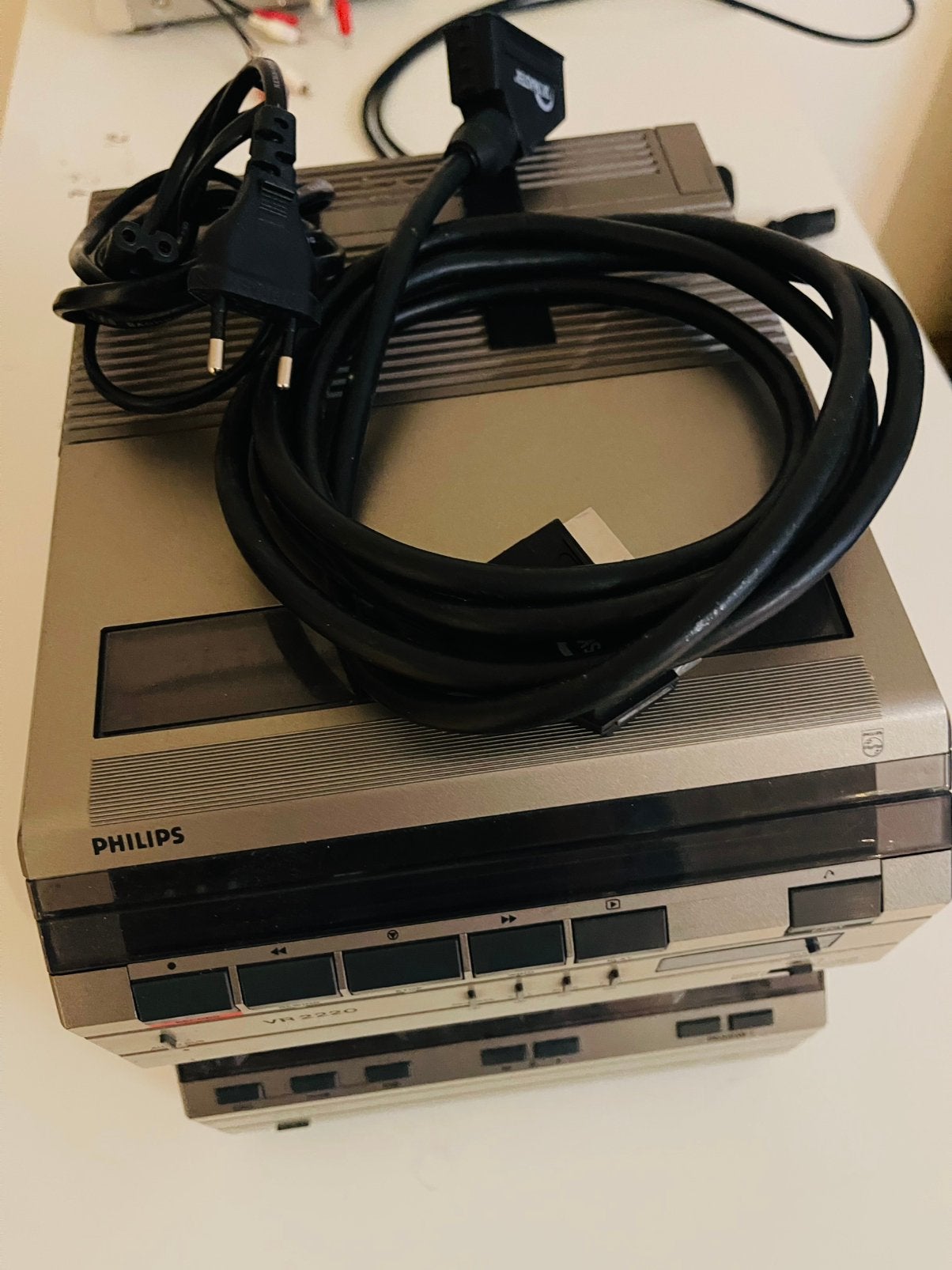 Philips VR 2220 video 2000, Audio, Tv en Foto, Videospelers, Ophalen of Verzenden, Gebruikt, Video 2000-speler of -recorder