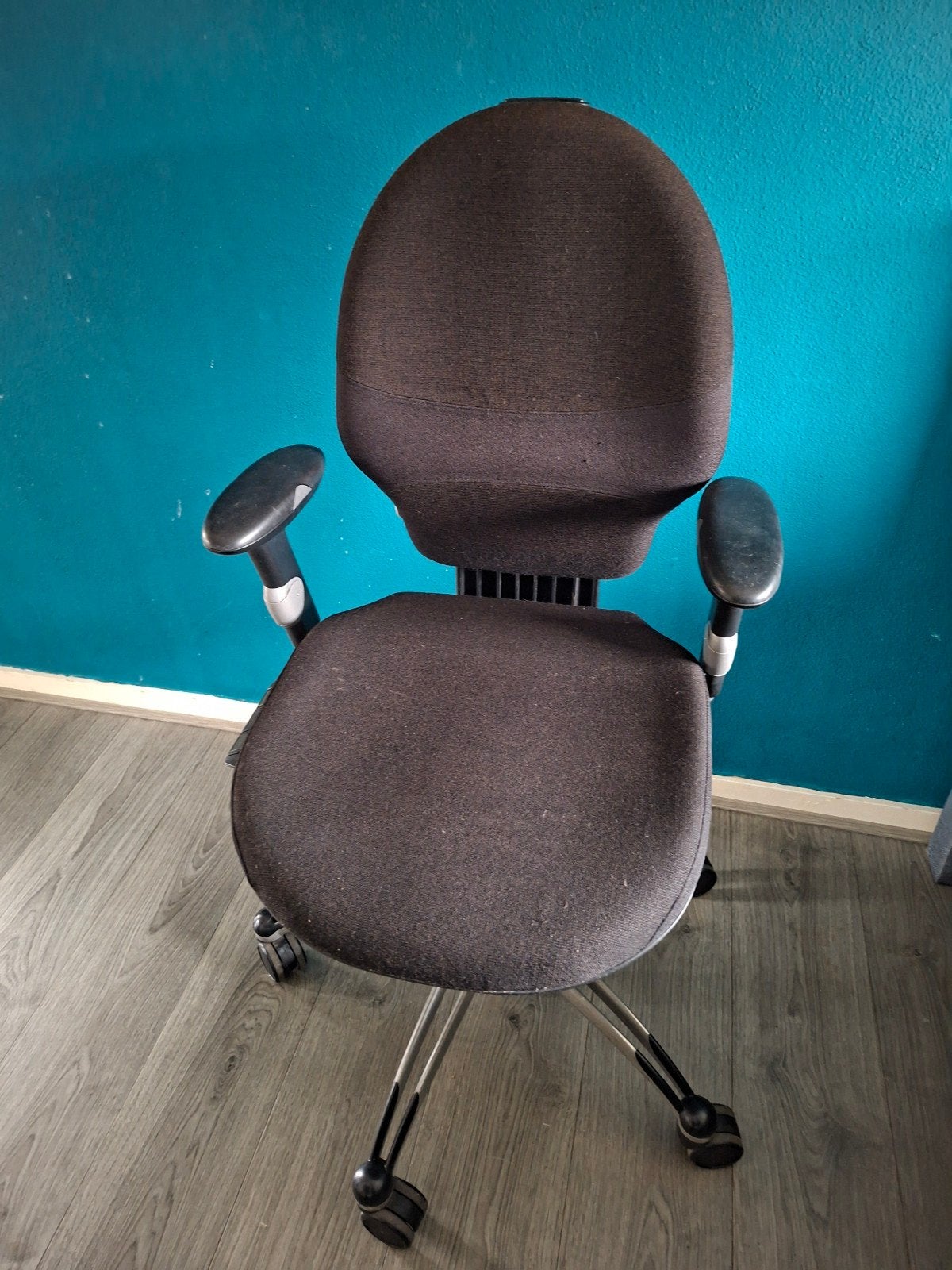 RH Extend ergonomische bureaustoel, Ophalen