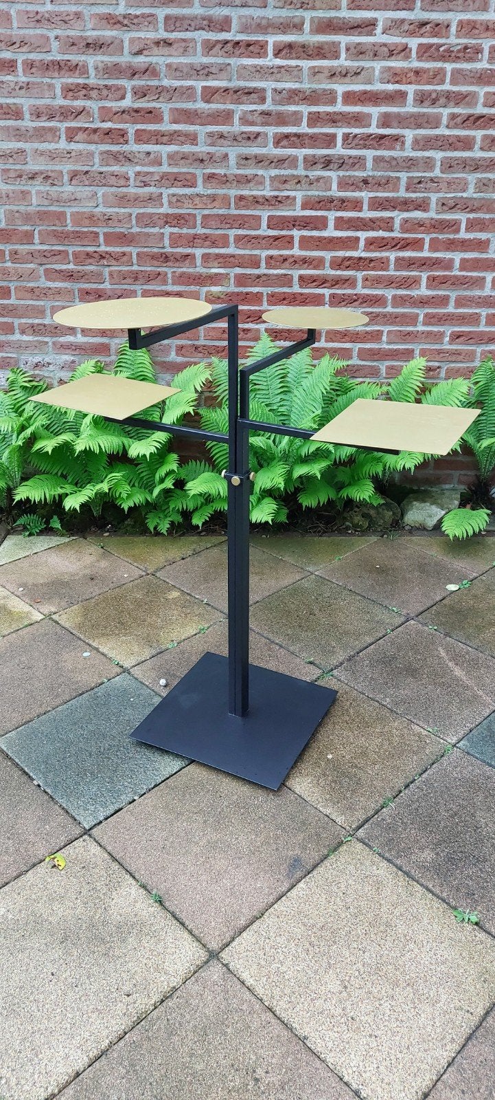 presentatie tafeltje, Ophalen, Gebruikt, Metaal of Aluminium, 55 tot 75 cm