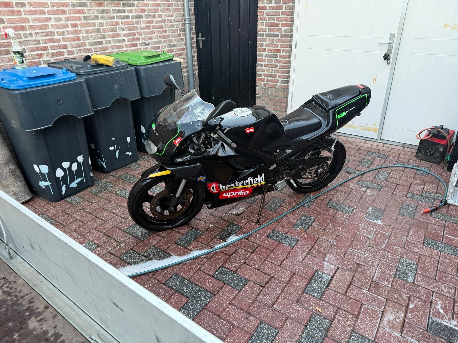 Gezocht: Aprilia RS 50 onderdelen (1992-1998), Fietsen en Brommers, Ophalen of Verzenden